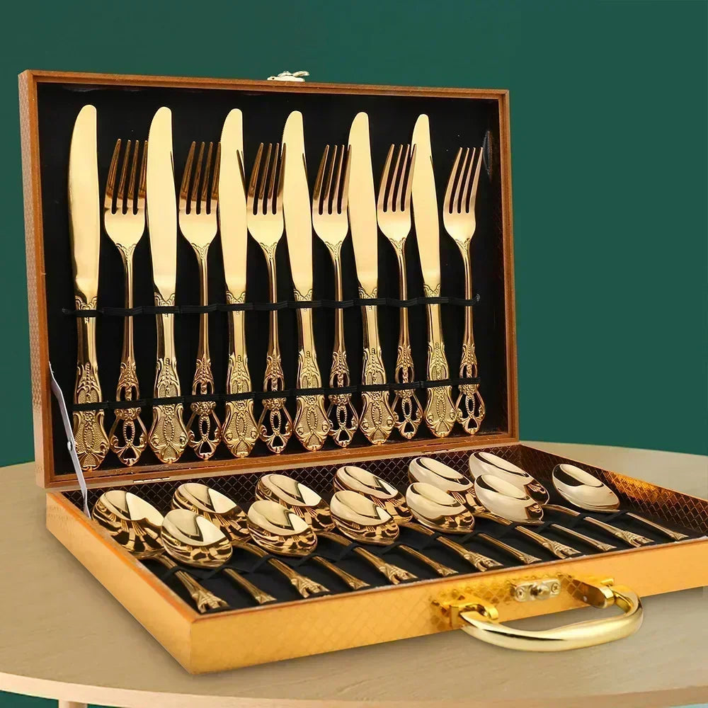 Conjunto de Talheres Dourados em Aço Inoxidável - Luxo Europeu